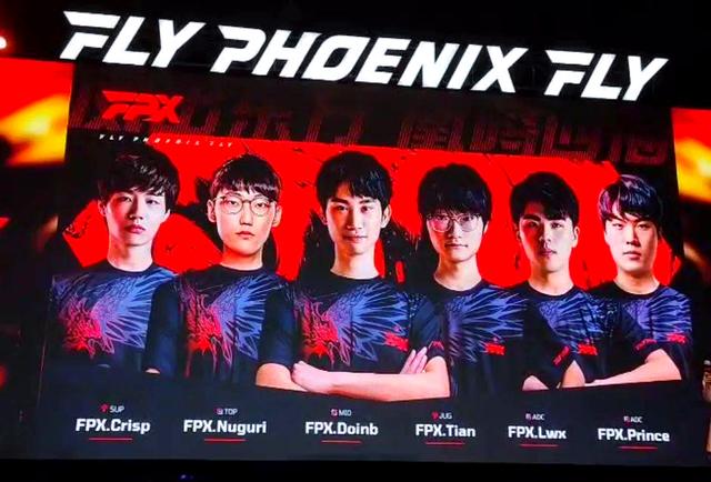 -TL横扫FPX，Doinb开启传奇时刻八强赛2:0（北京）
