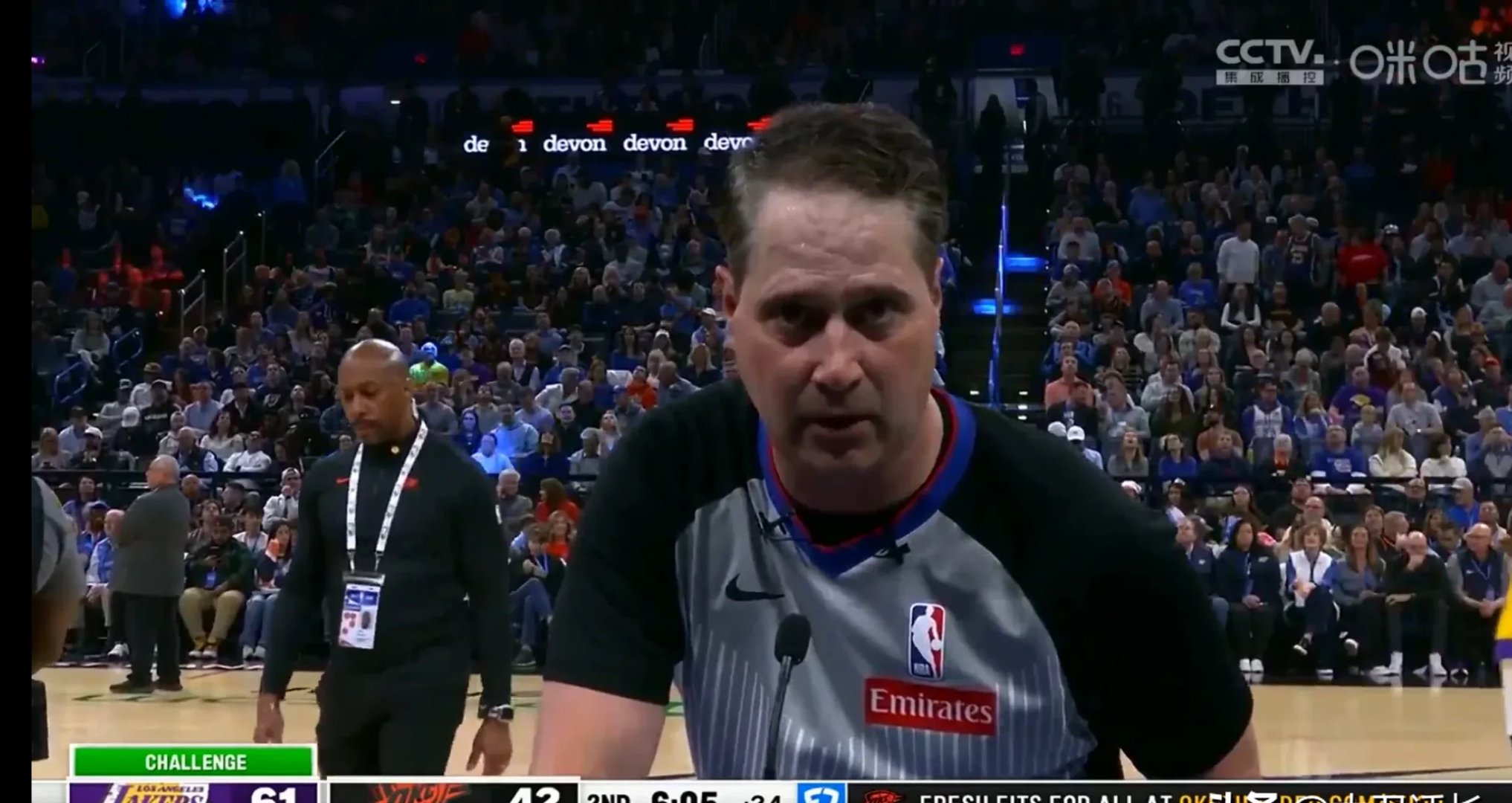 pg电子试玩-湖人队客场逆转击溃雷霆