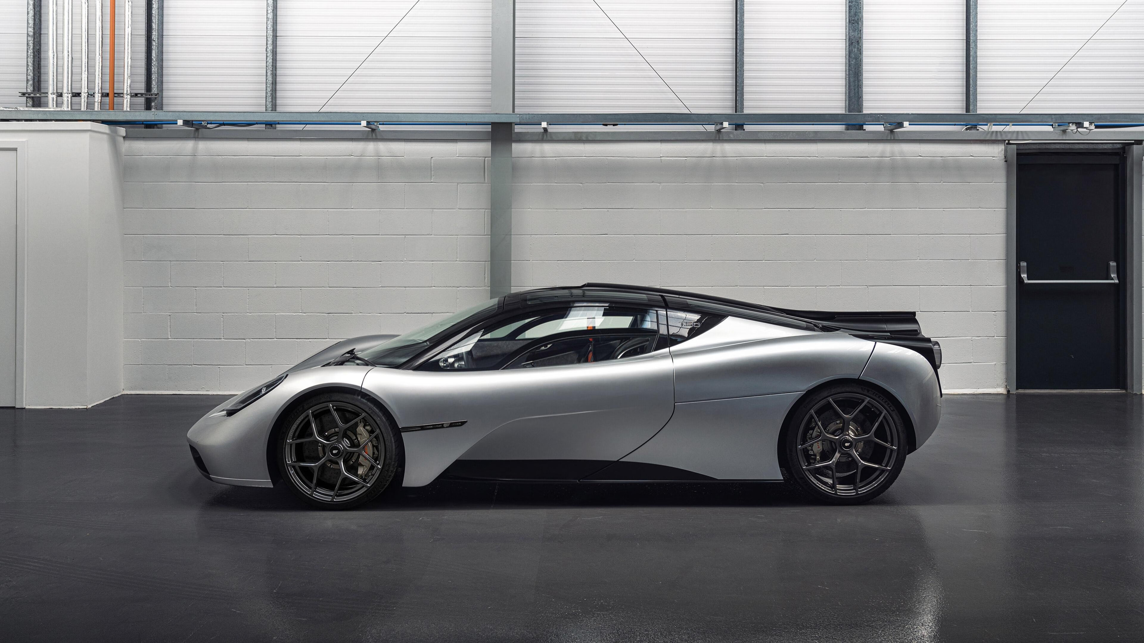 绝境铸就传奇，当梅西在葡萄牙对阵毕尔巴鄂的压力下爆发