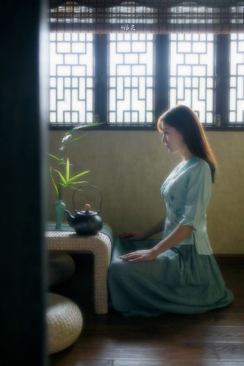 光芒撕裂黑暗，库里在年度焦点之夜的终极表演