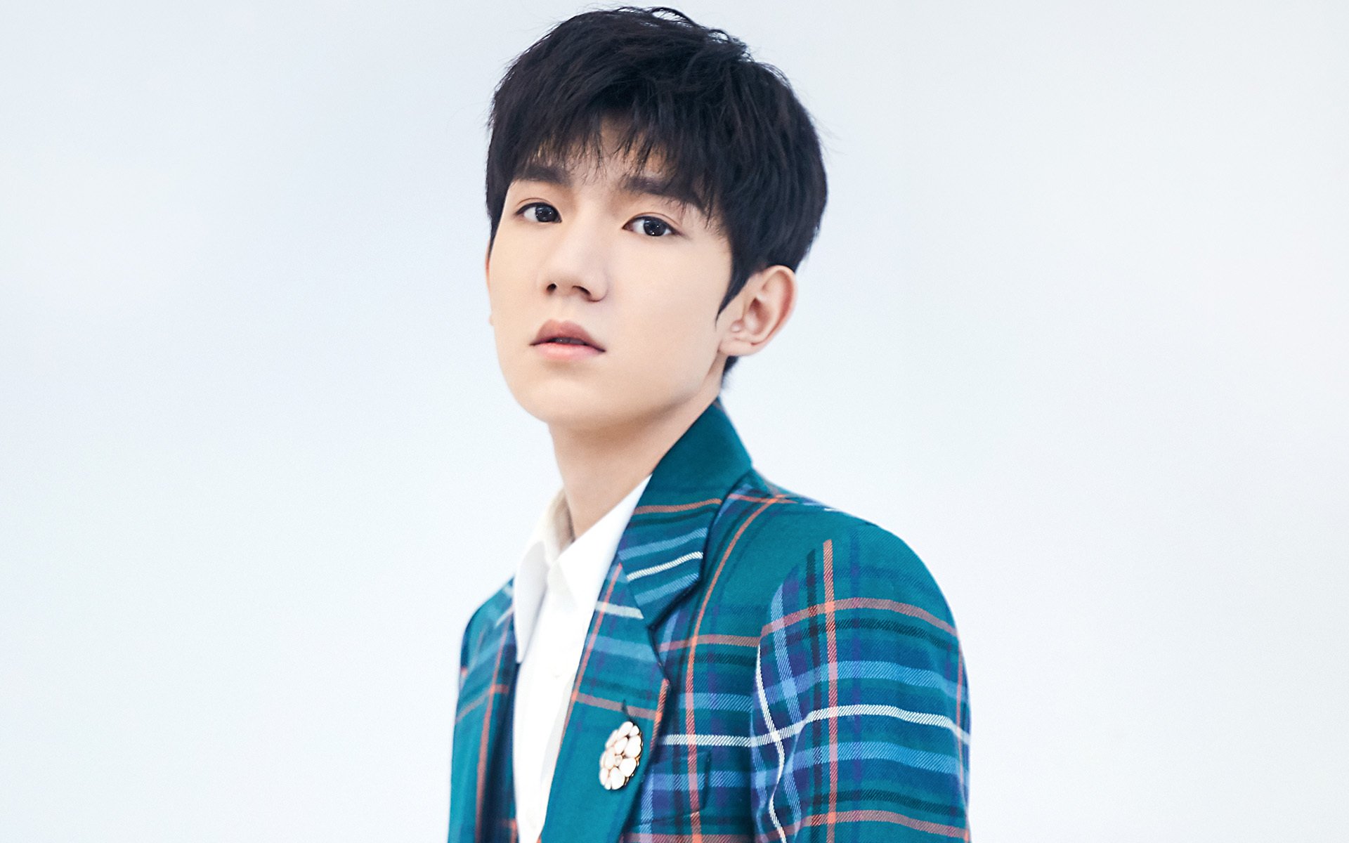 pg电子模拟器-硬战铸传奇，浓眉撕裂北京铁阵，勇士争冠路生死突围